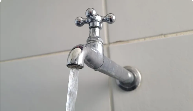 ​ Serviço é concluído e fornecimento de água é retomado de forma gradativa em Salvador; mais de 40 bairros foram afetados